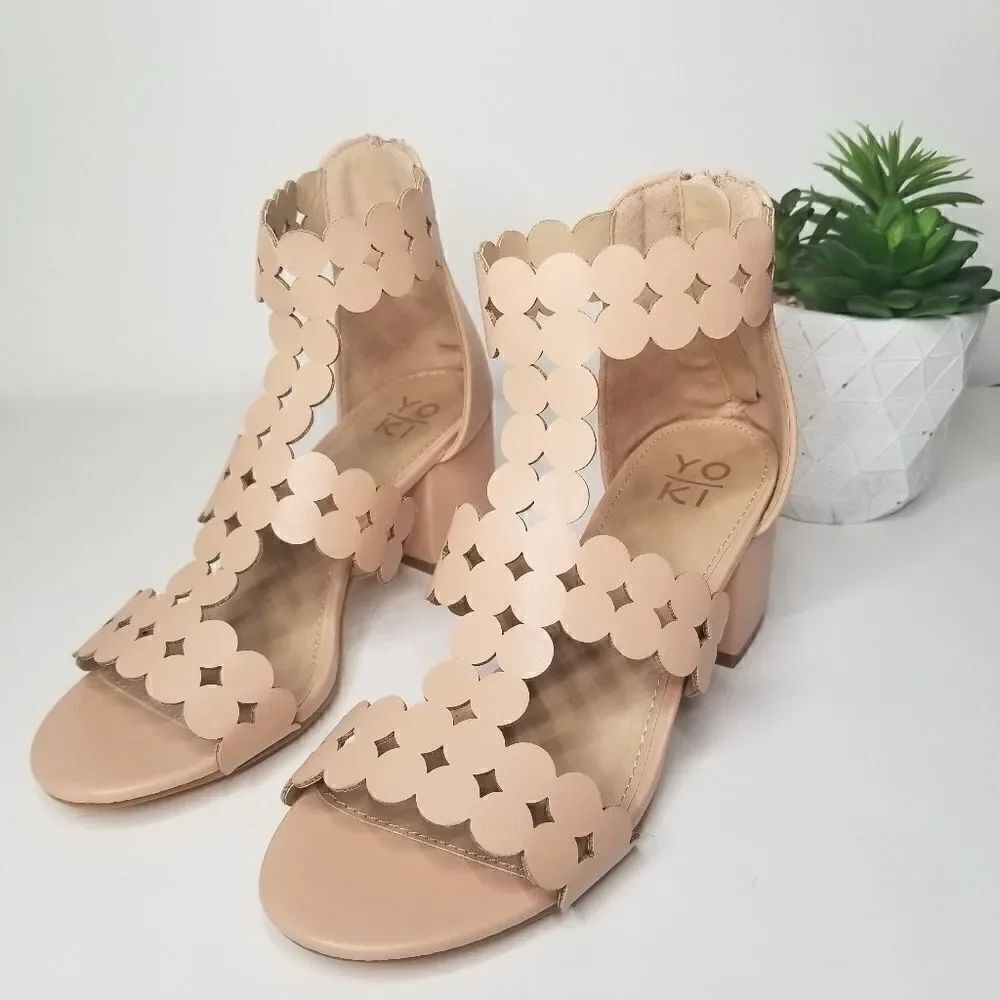 Yoki Scalloped t-strap sandal 